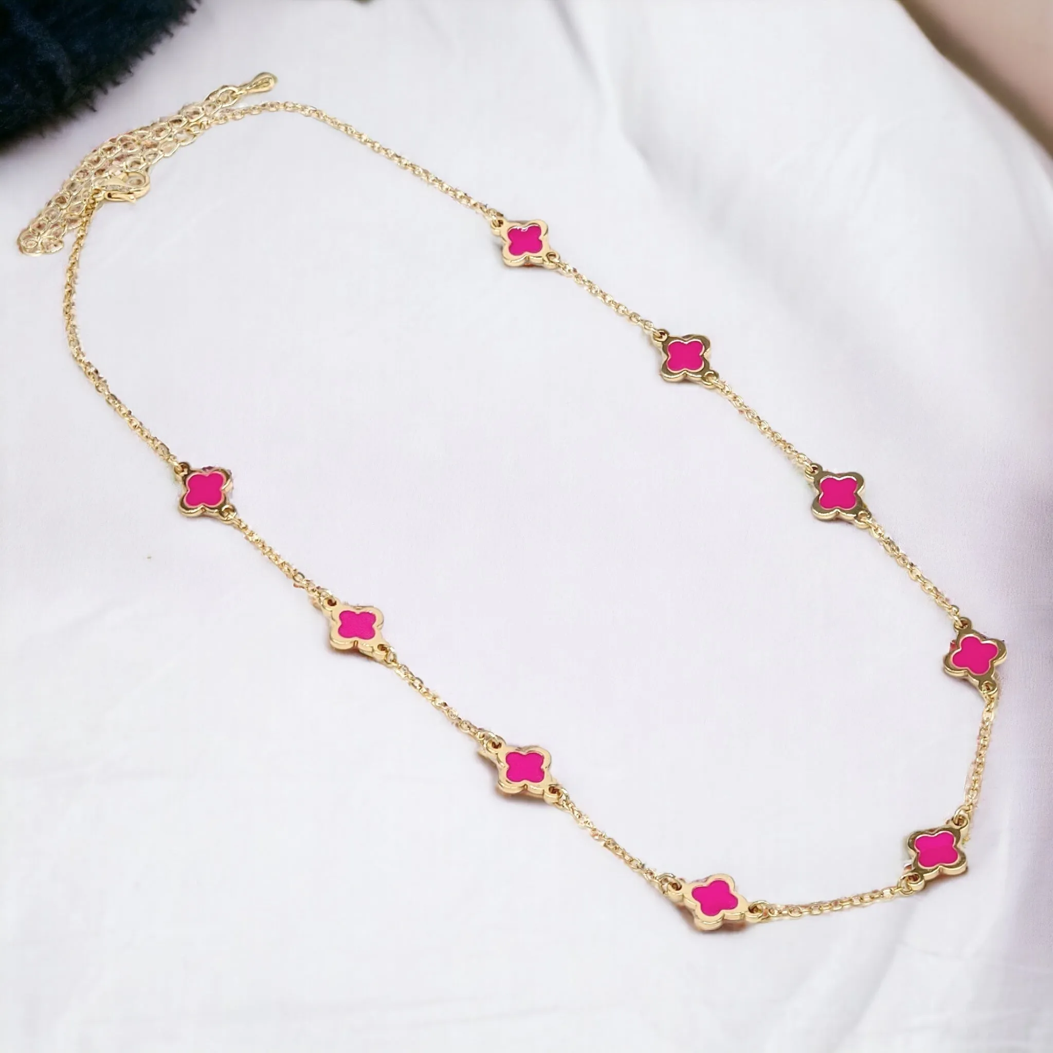 16" Gold Epoxy Mini Clover Necklace