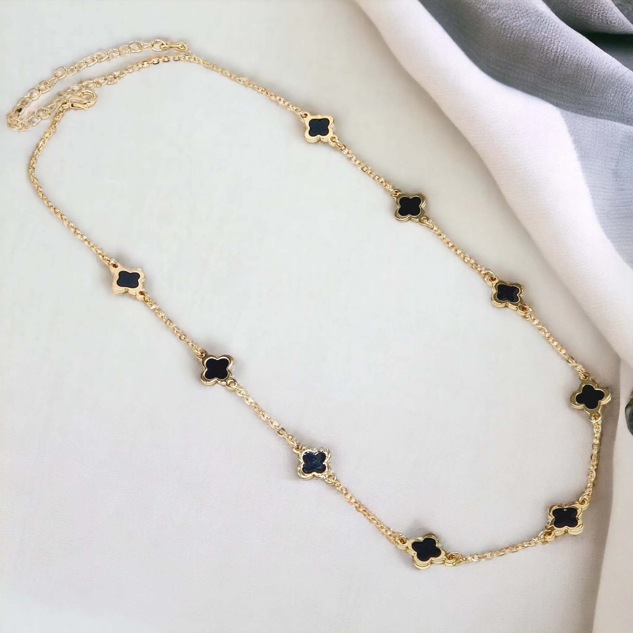 16" Gold Epoxy Mini Clover Necklace