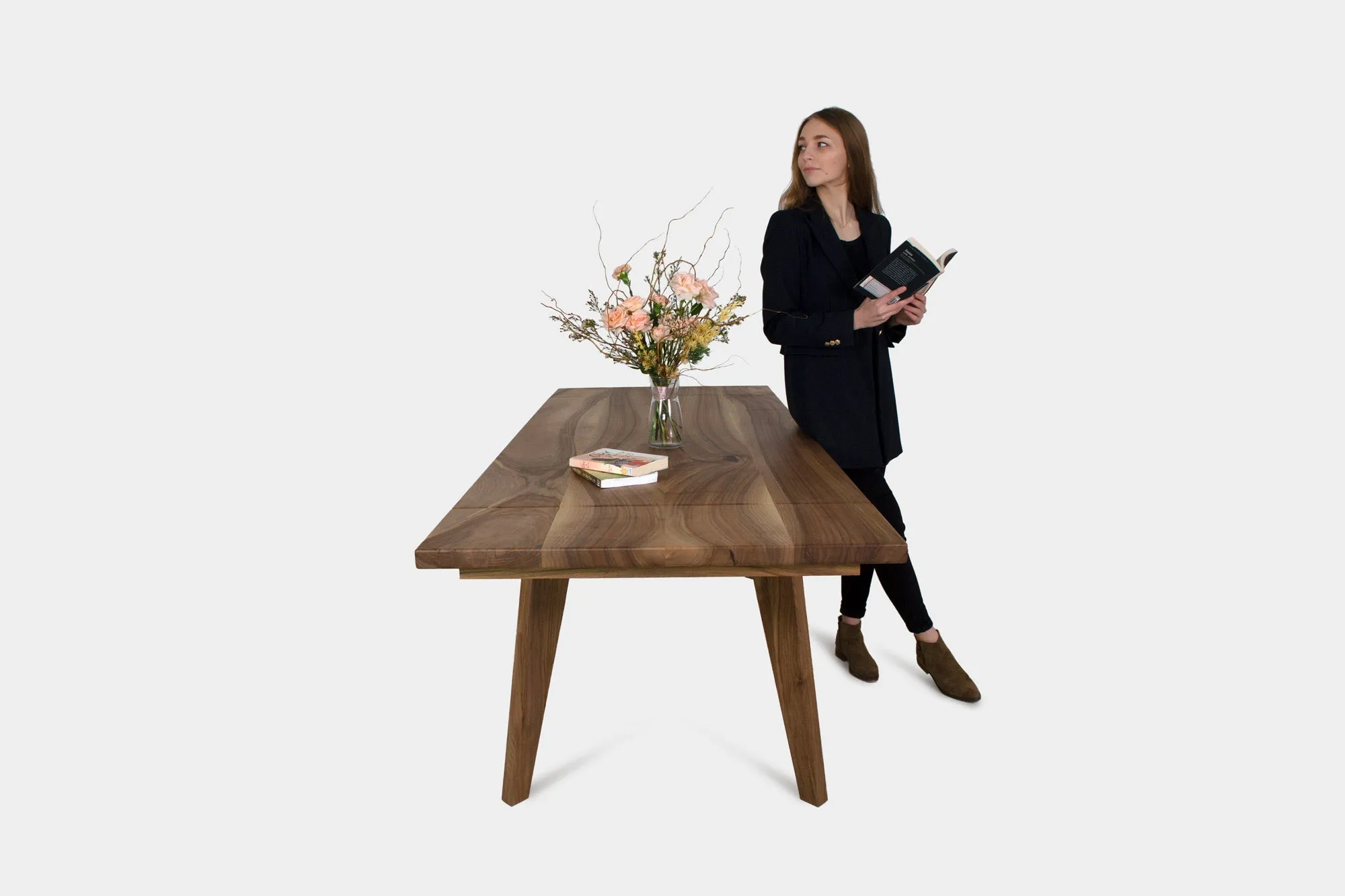 AMBER | Walnut Collection