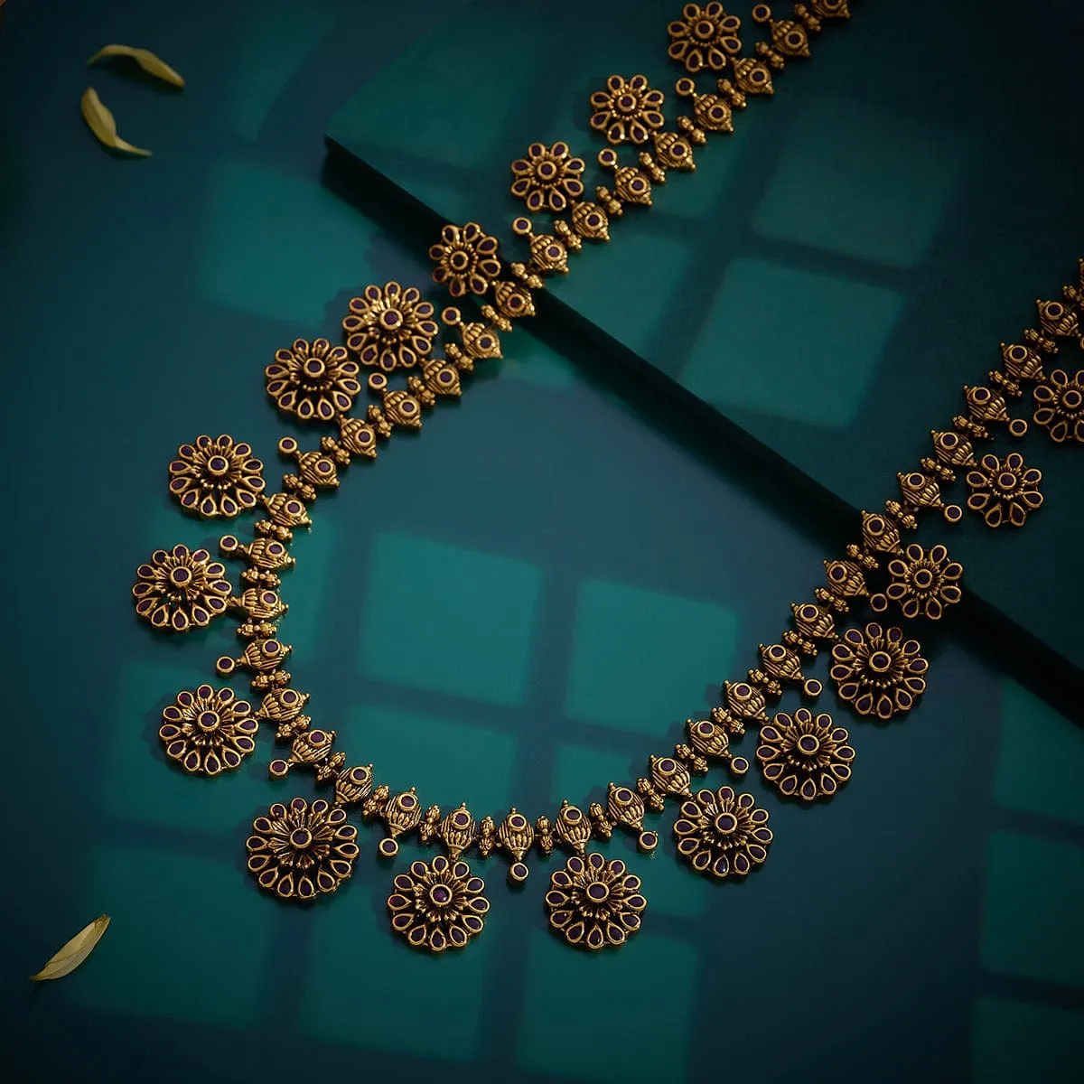 Antique Necklace 166053