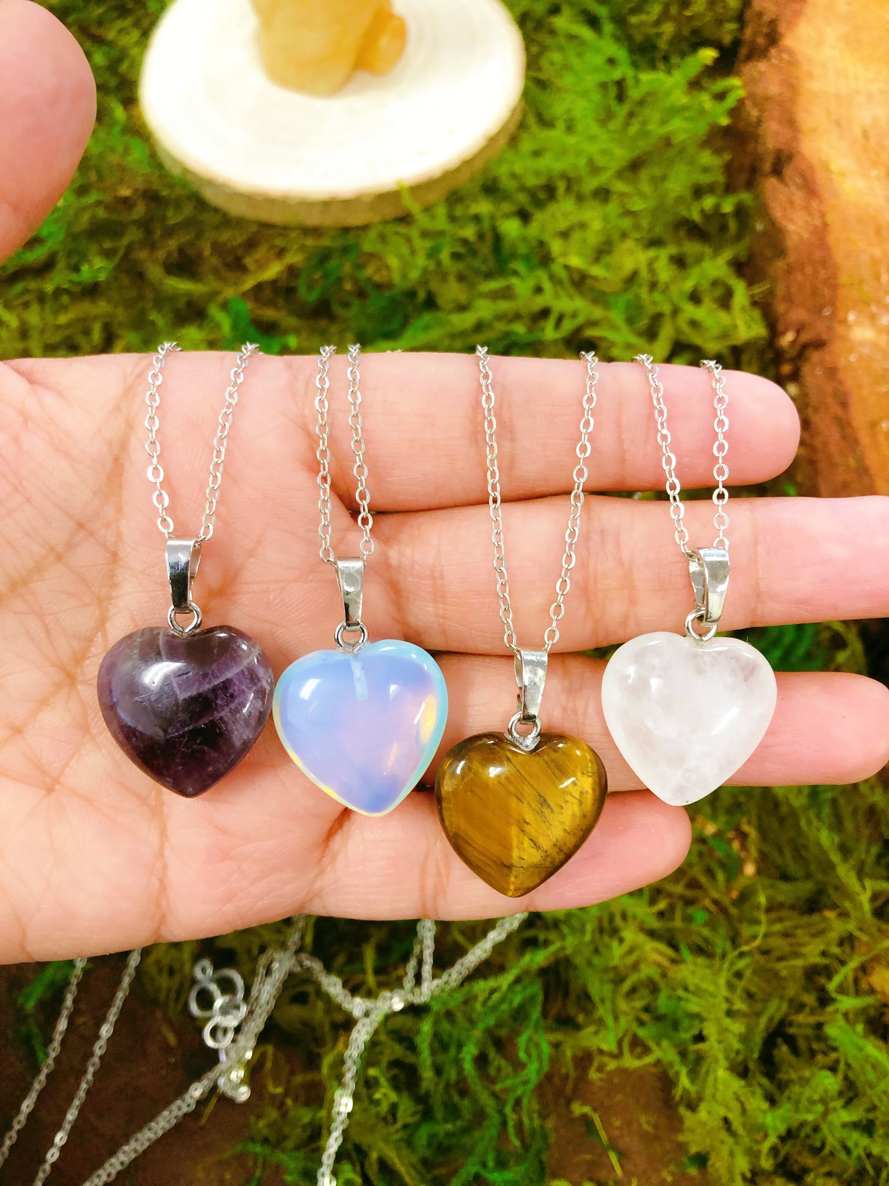 Gemstone puffy heart necklace