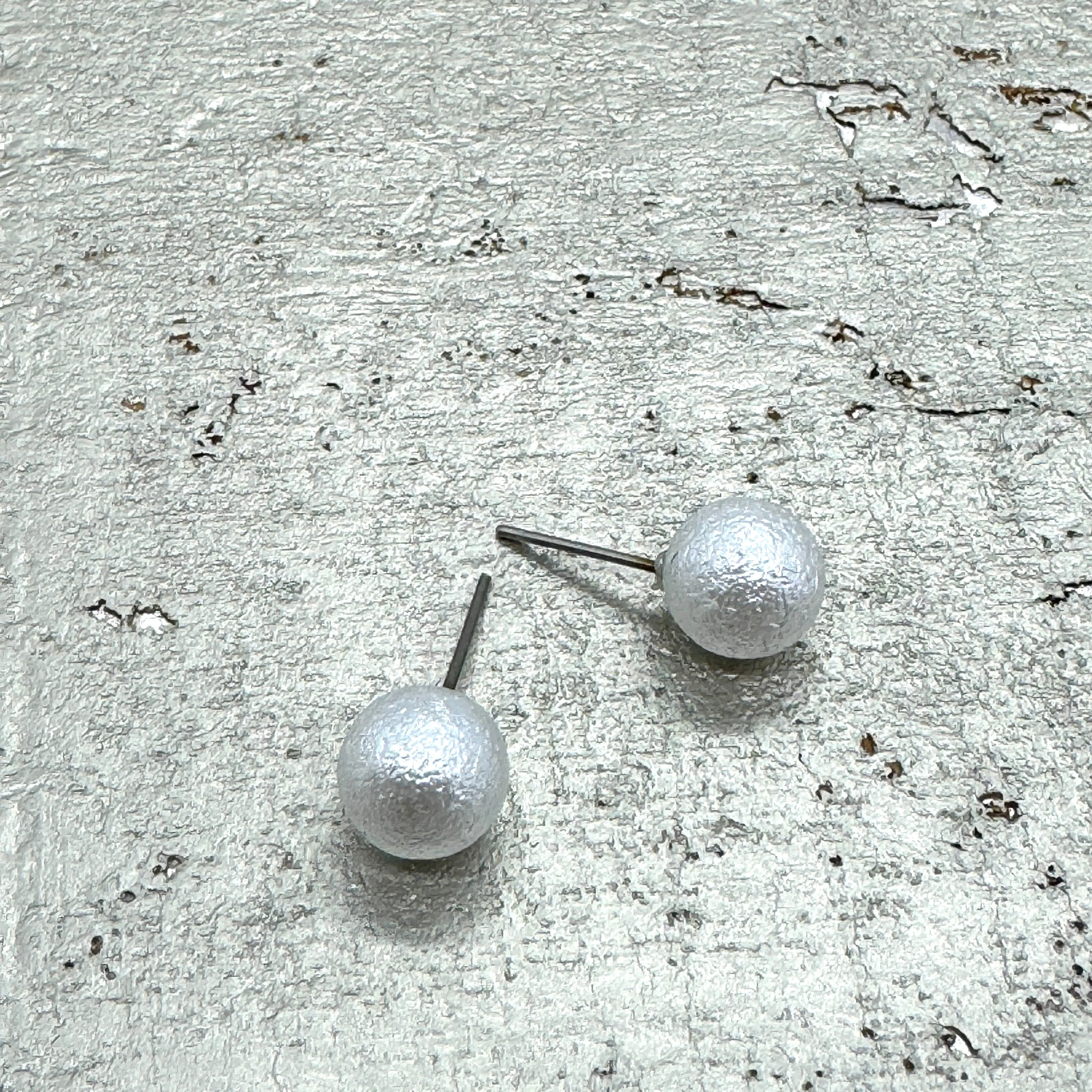 Pitted Pearl Ball Stud Earrings