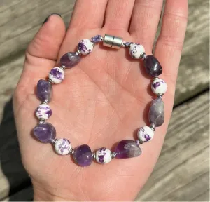 Purple flower magnetic bracelet