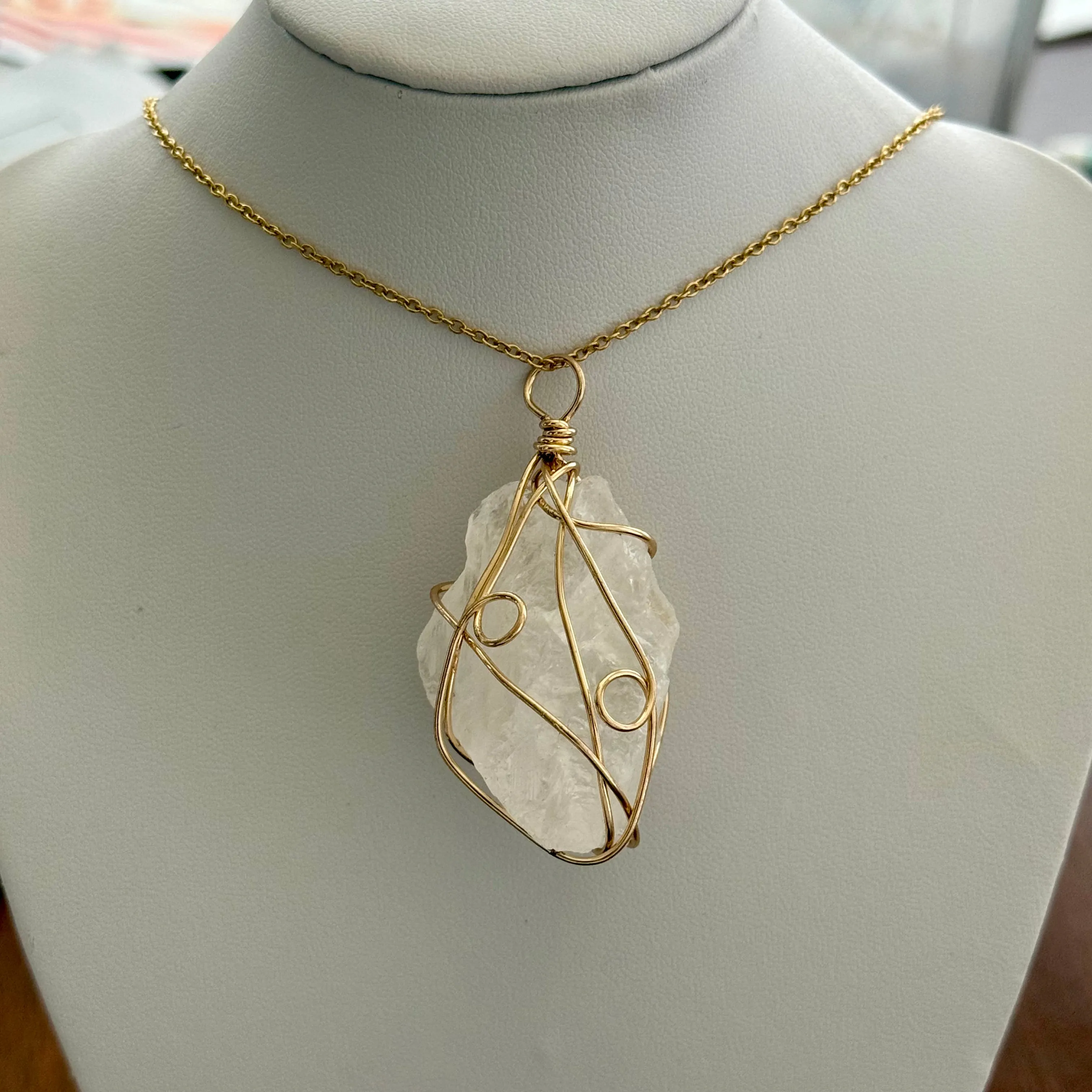 Stunning White Crystal Quartz Pendant Gold 22 Adjustable Necklace New