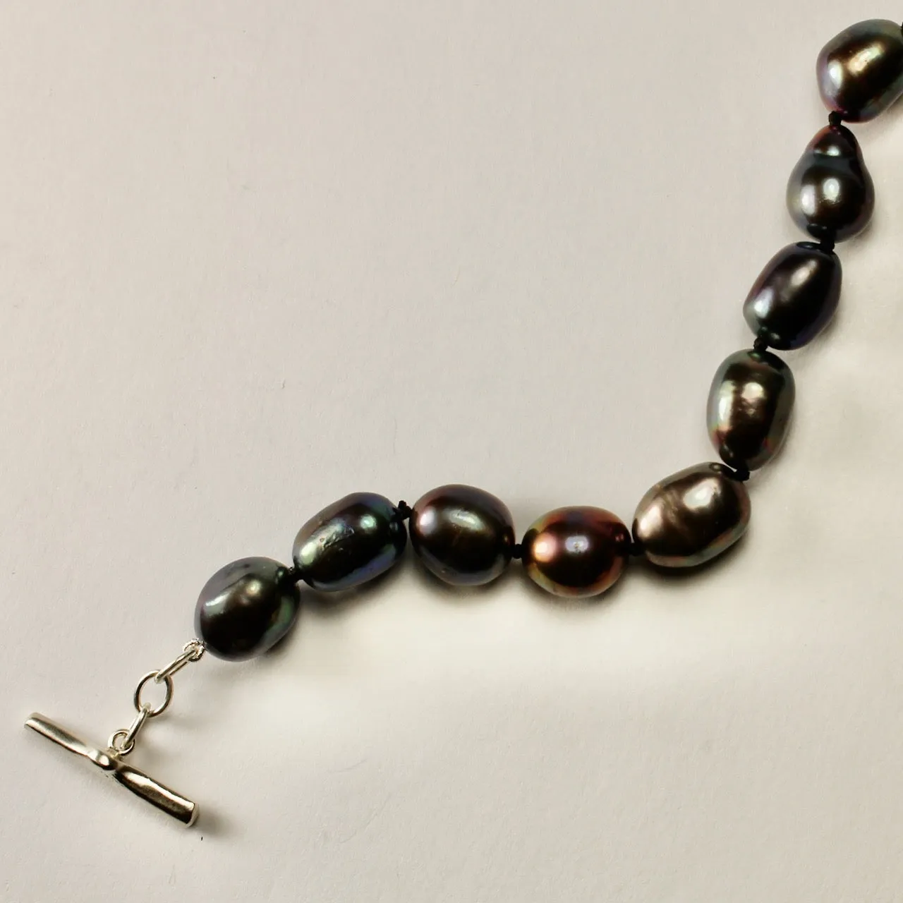 Wabi Sabi Medium Pearl Bracelet - Peacock